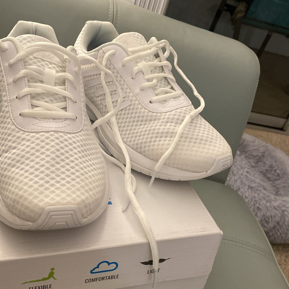 K Swiss Tubes Men Snickers View 2